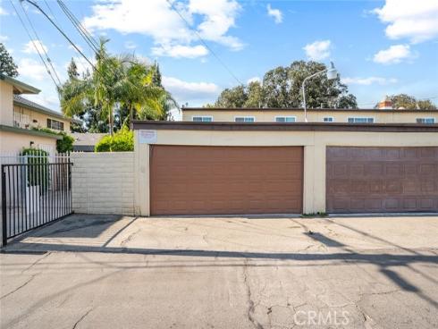 1804 W Glenoaks   Avenue, Anaheim, CA