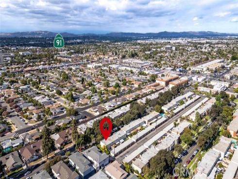 1804 W Glenoaks Avenue, Anaheim, CA