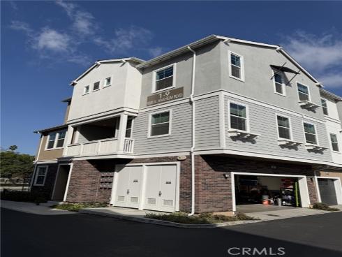 1028 N. Anaheim BoulevardN 9