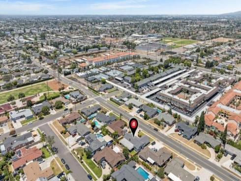 8822 Lola Avenue, Anaheim, CA