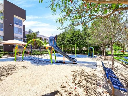 963 E Mason  89 , Anaheim, CA