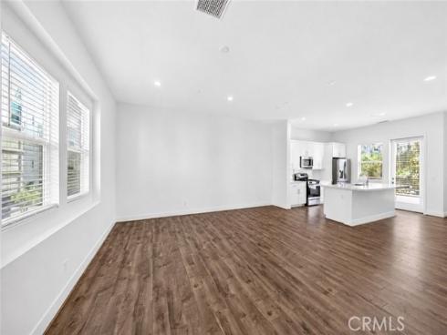 963 E Mason  89 , Anaheim, CA
