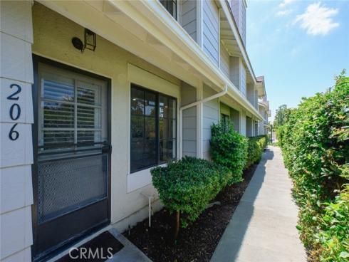 1700 W Cerritos 206 , Anaheim, CA