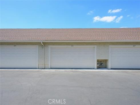 1700 W Cerritos 206 , Anaheim, CA
