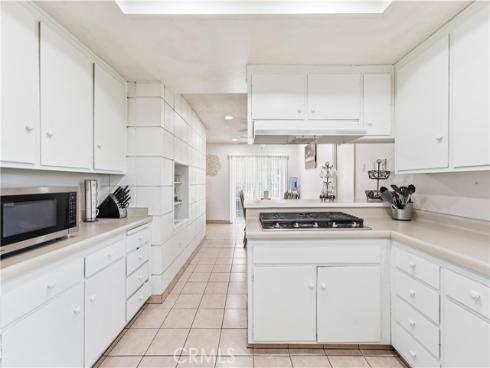 860 S Chantilly , Anaheim, CA