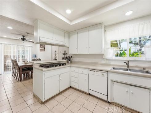 860 S Chantilly , Anaheim, CA