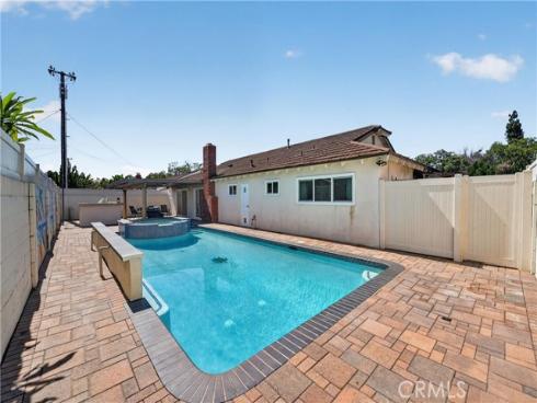 2458 E Powhatan  , Anaheim, CA