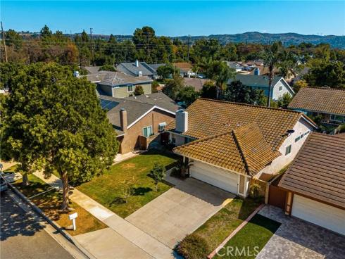 1231 N Dolores , Anaheim, CA