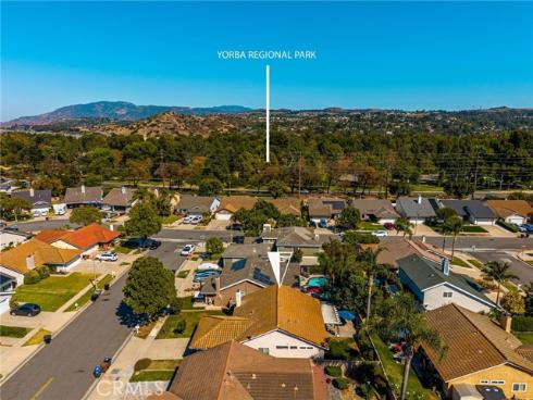 1231 N Dolores , Anaheim, CA