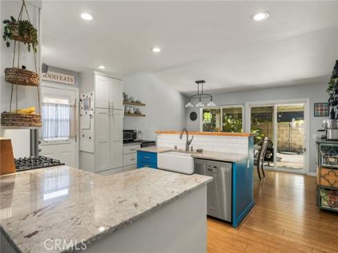 1231 N Dolores , Anaheim, CA