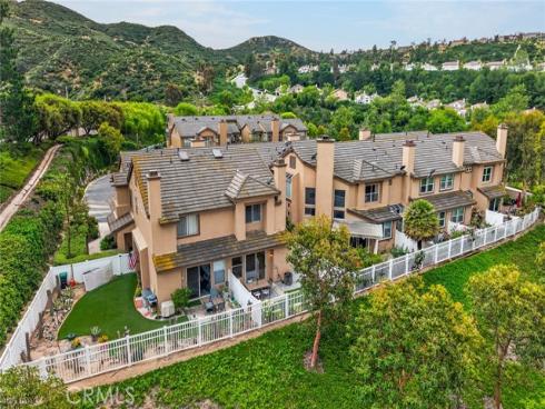 1366 S Country Glen Way , Anaheim, CA