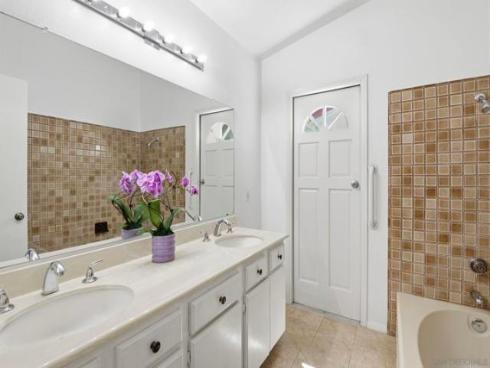 1260 N Lighthouse  , Anaheim, CA