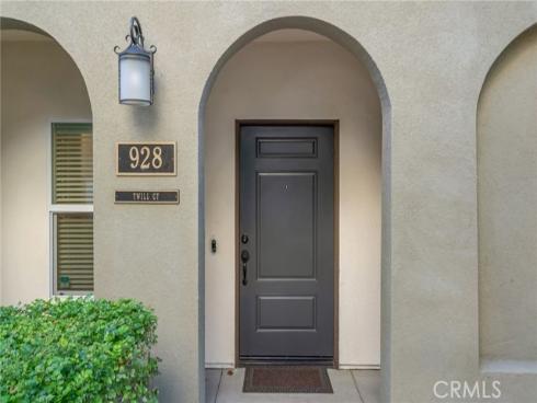 928 E Twill   Court, Anaheim, CA