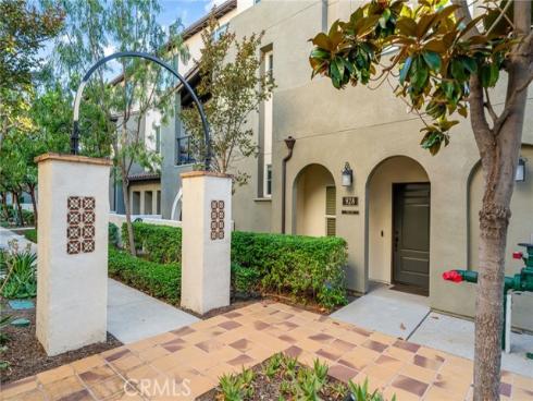 928 E Twill   Court, Anaheim, CA