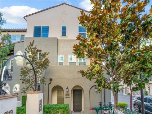 928 E Twill   Court, Anaheim, CA