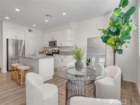 928 E Twill   Court, Anaheim, CA