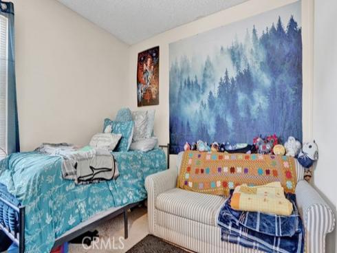 1013 W Orangewood , Anaheim, CA