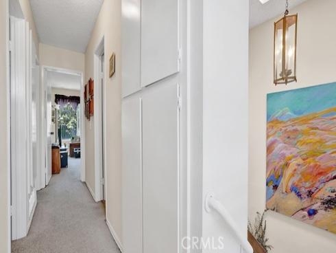 1013 W Orangewood , Anaheim, CA
