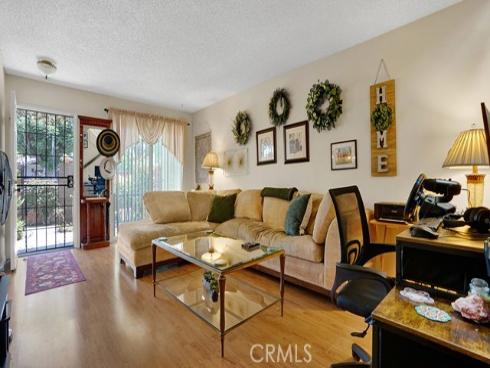 1013 W Orangewood , Anaheim, CA