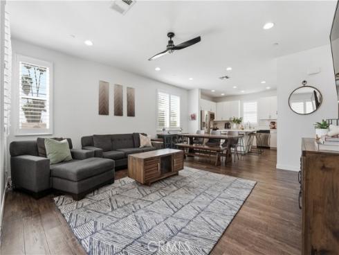 809 S Anaheim 101 Boulevard, Anaheim, CA