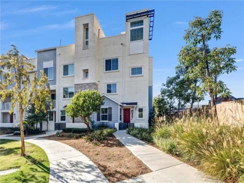575 S Mosaic  , Anaheim, CA