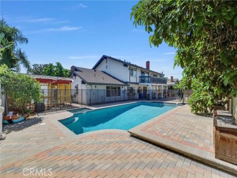1417 W James Way  , Anaheim, CA