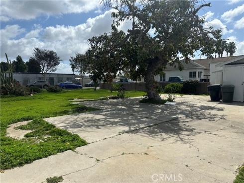 612 W Santa Ana  , Anaheim, CA