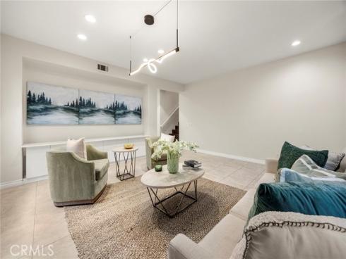636 S Halliday  , Anaheim, CA