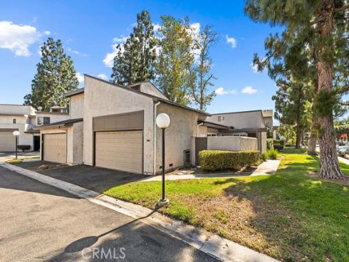 409 N Via Roma  , Anaheim, CA