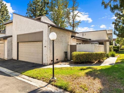 409 N Via Roma  , Anaheim, CA