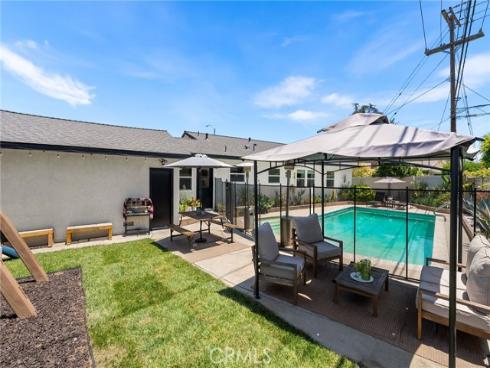 2410 W Broadway  , Anaheim, CA