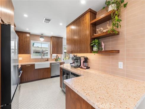 2410 W Broadway  , Anaheim, CA