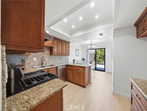 6231 E Twin Peak , Anaheim, CA
