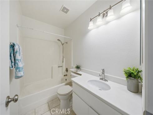 6231 E Twin Peak , Anaheim, CA