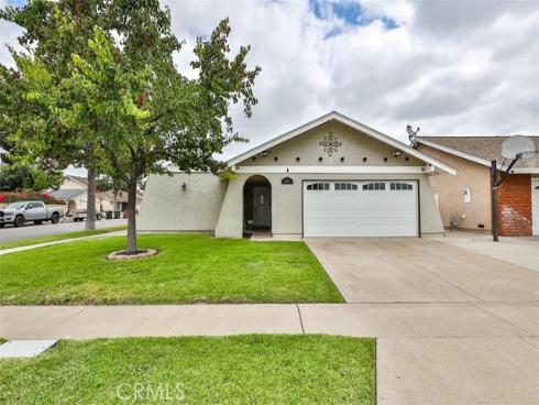 5017 E. Holbrook