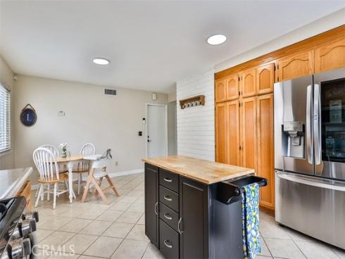 5017 E Holbrook  , Anaheim, CA