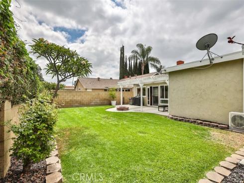 5017 E Holbrook  , Anaheim, CA