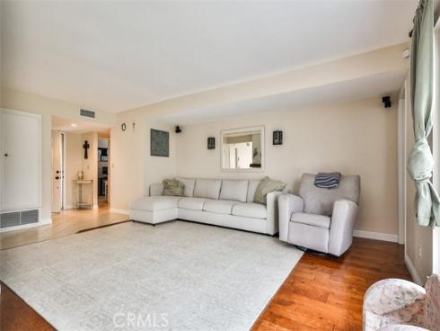 5017 E Holbrook  , Anaheim, CA