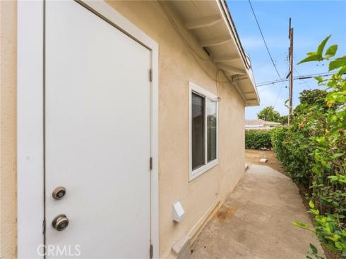 703 S Harbor Blvd , Anaheim, CA