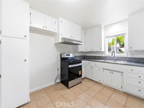703 S Harbor Blvd , Anaheim, CA