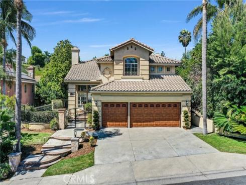 7521 E Hollow Oak Road, Anaheim, CA