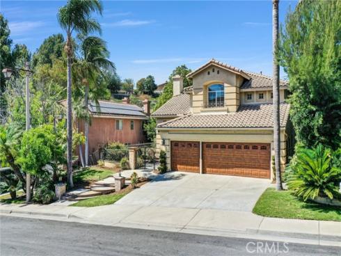 7521 E Hollow Oak Road, Anaheim, CA