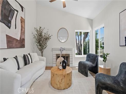1290 N Mosswood Dr , Anaheim, CA