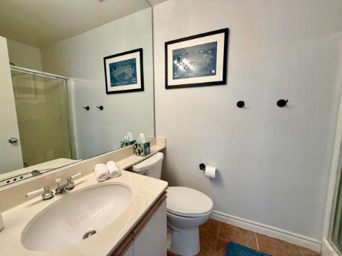 992 S Country Glen Way , Anaheim, CA