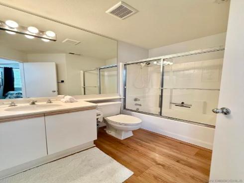 992 S Country Glen Way , Anaheim, CA