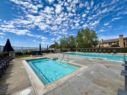 992 S Country Glen Way , Anaheim, CA