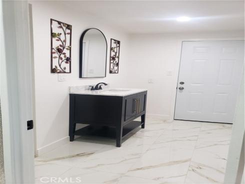 542 N Hanover  , Anaheim, CA