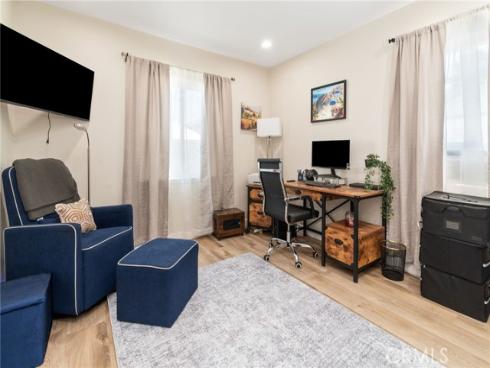 1427 E Hukee  , Anaheim, CA