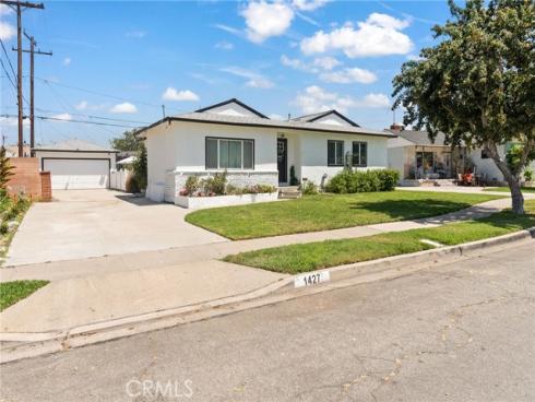 1427 E Hukee  , Anaheim, CA