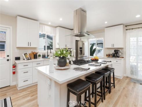 1427 E Hukee  , Anaheim, CA